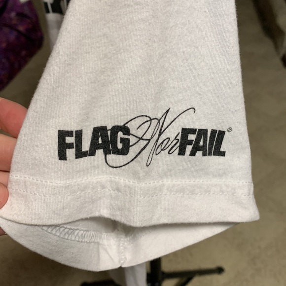 FlagNorFail tee - Picture 3 of 5